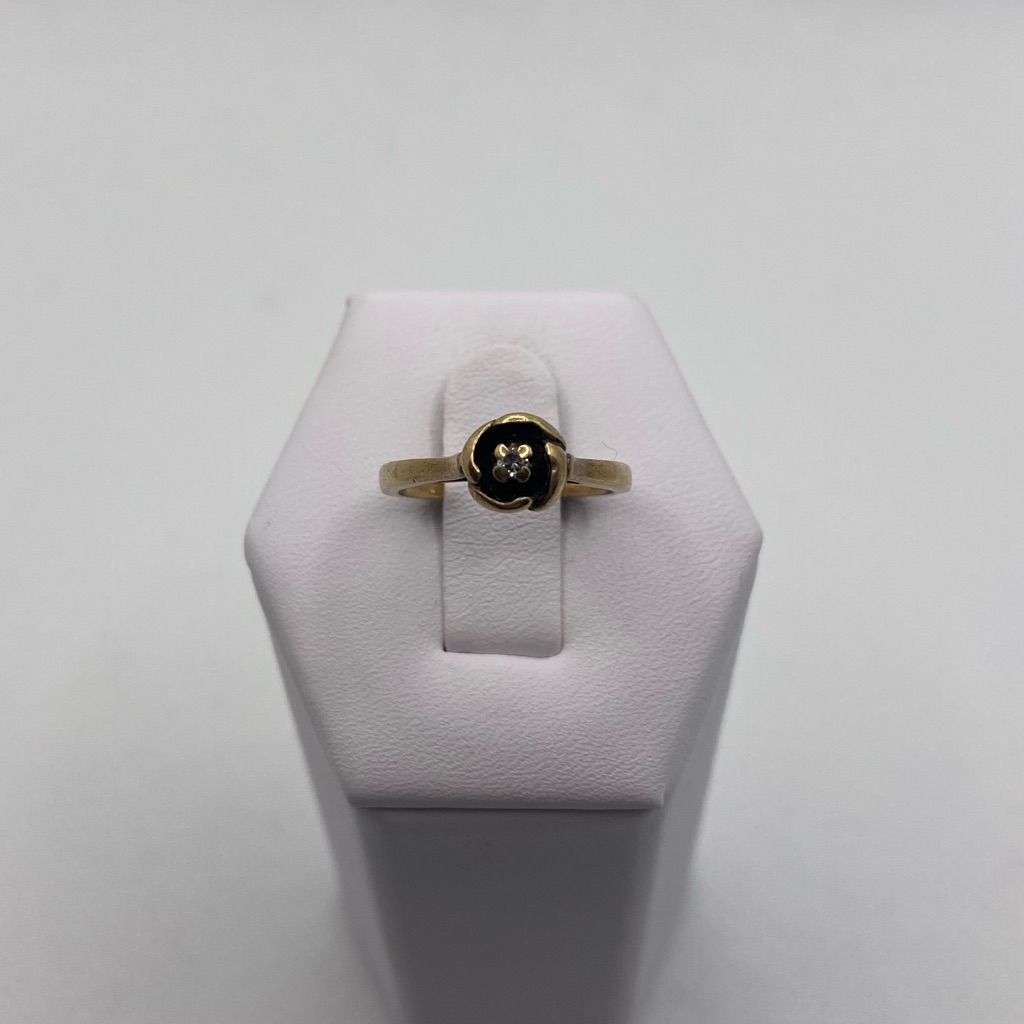 10k Yellow Gold Diamond Rose Ring